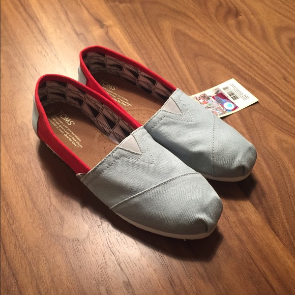 TOMS Shoes - TOMS Campus Classics - Ohio State