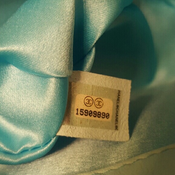 Chanel Limited Edition Python Bag - Picture 2 of 4