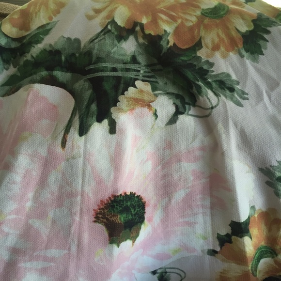 ✖️sold✖️ Topshop floral skirt - Picture 4 of 4