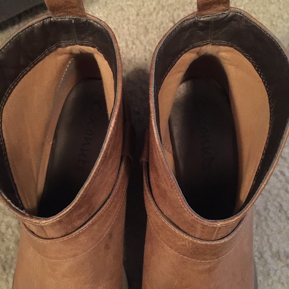Coconut boots - Picture 4 of 4