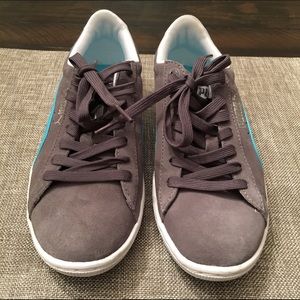 Super cute pair of Pumas!