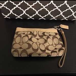 *SOLD* Coach Zip Wristlet in Signature Fabric