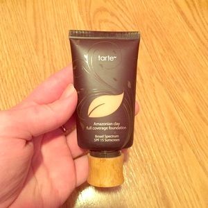 Tarte Amazonian Clay Foundation