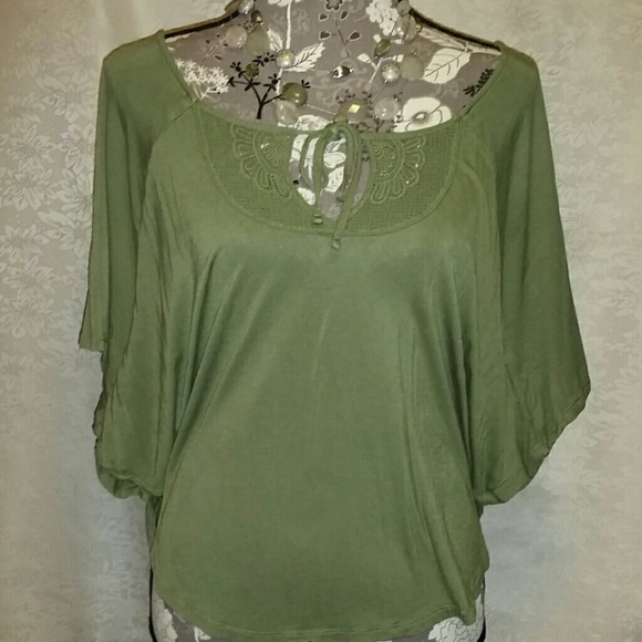 OLD NAVY Butterfly winged top