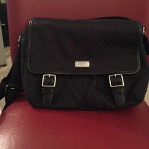 Blk Coach Messenger Bag