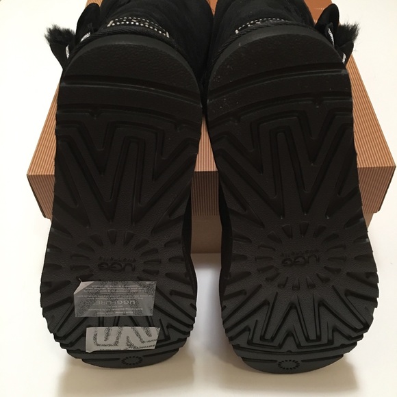 🚫SOLD NEW UGG Jasmine Bling Bow Boots! - Picture 4 of 4