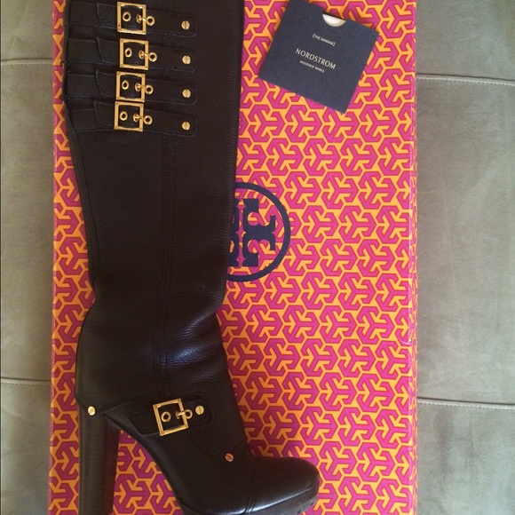 Tory burch boots