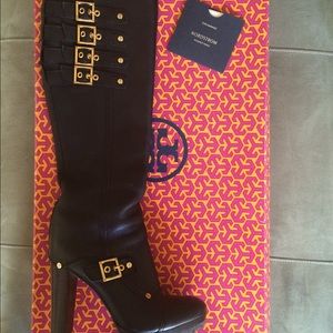Tory burch boots