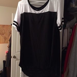 Hi-Lo Black Jersey Tee