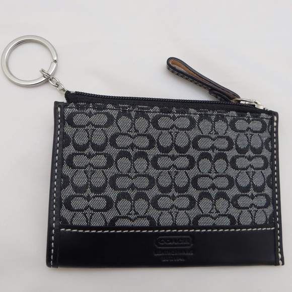 ❌ SOLD! ❌ Coach Coin Purse - Black - Picture 1 of 4