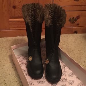Juicy Couture Snow Boots