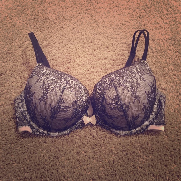 Victoria's Secret 36C Very Sexy Lace Push Up