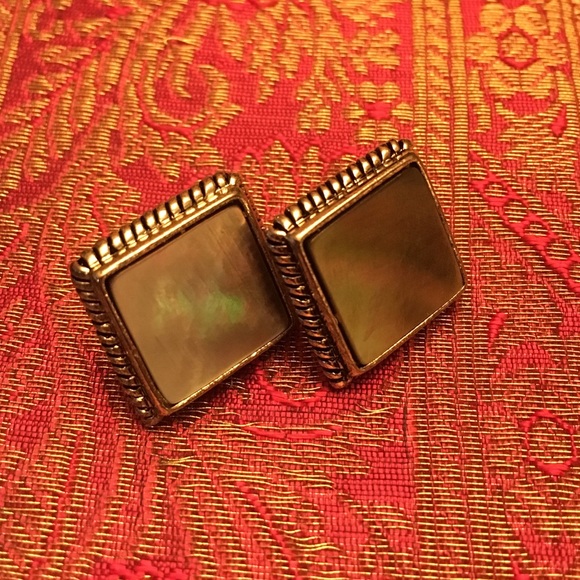 Fashion earrings