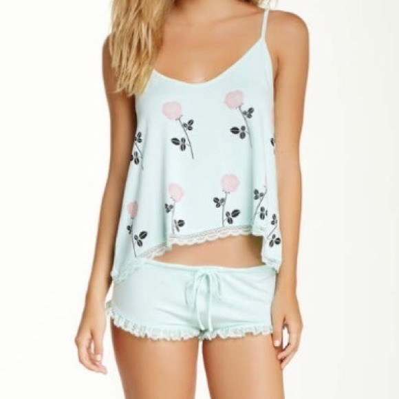 Wildfox Other - Wildfox Cami and Shorts Sleep Set