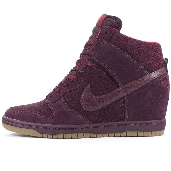 Nike Women's Dunk Sky Hi
