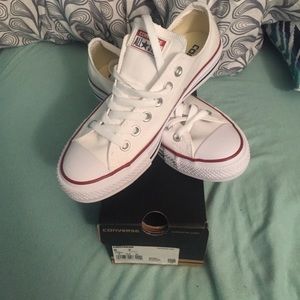 Women's white converse low-tops