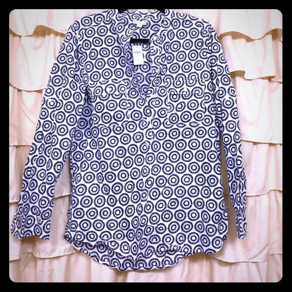 GAP button down swirl printed blouse