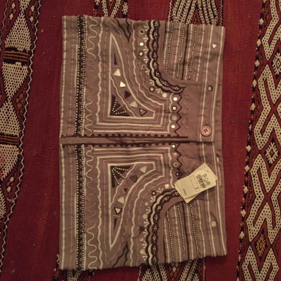 LaROK Skirt