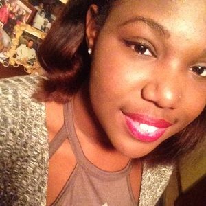 Meet your Posher, Mickale