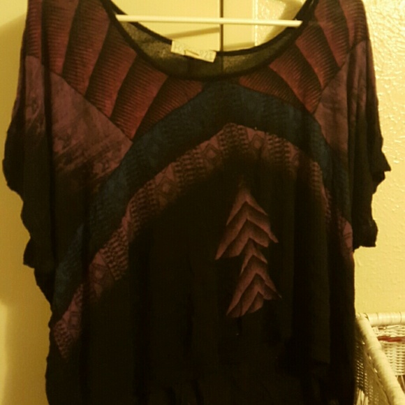 Off shoulder shirt