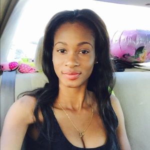 Meet your Posher, Daphnie