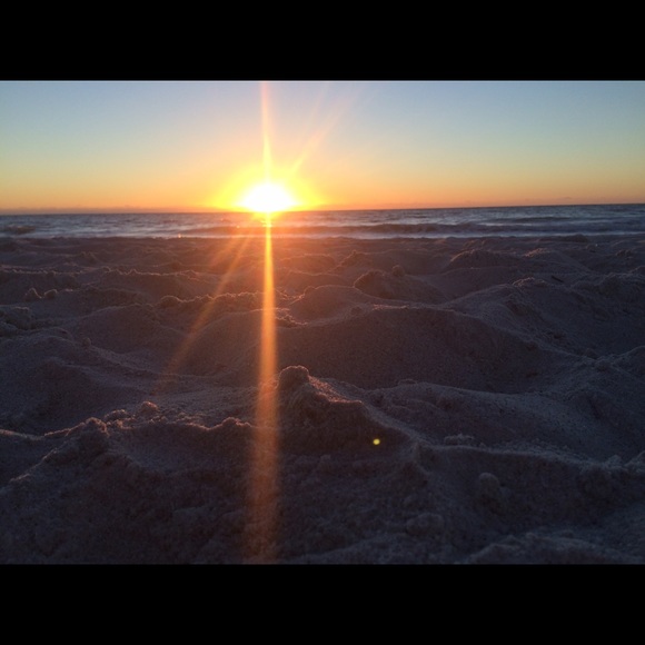 Meet your Posher, Danielle - Picture 1 of 1