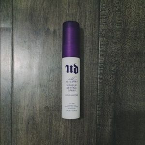 Urban Decay All Nighter Setting Spray