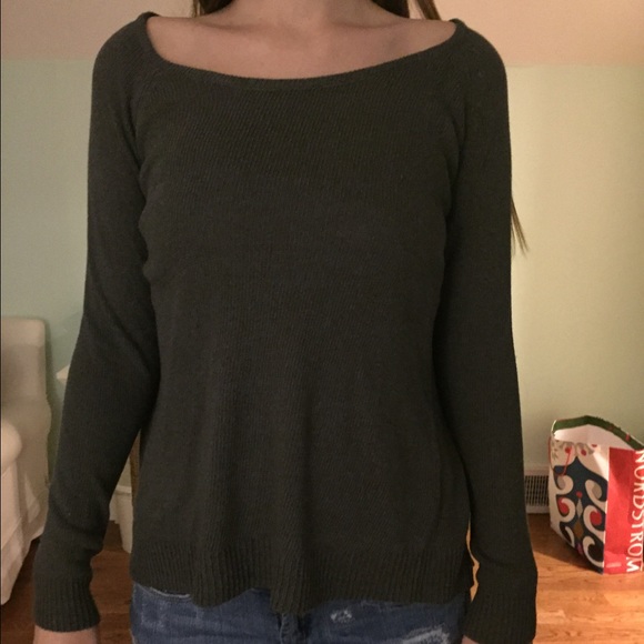 Backless sweater