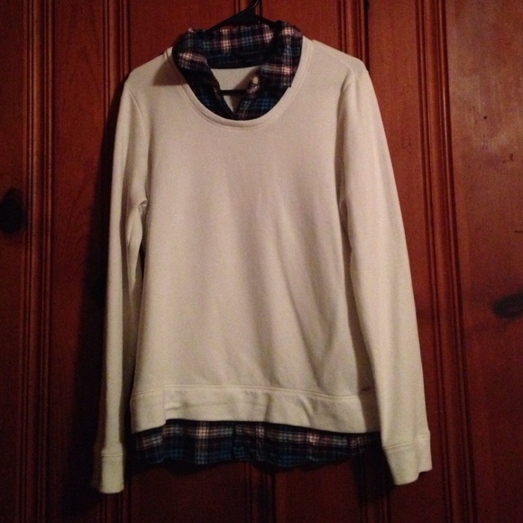 Tommy Hilfiger collared sweater