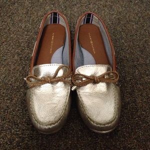Size 6 Tommy Hilfiger Boat Shoes