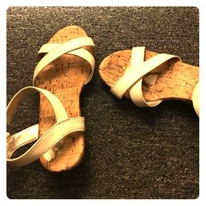 Low heel sandals