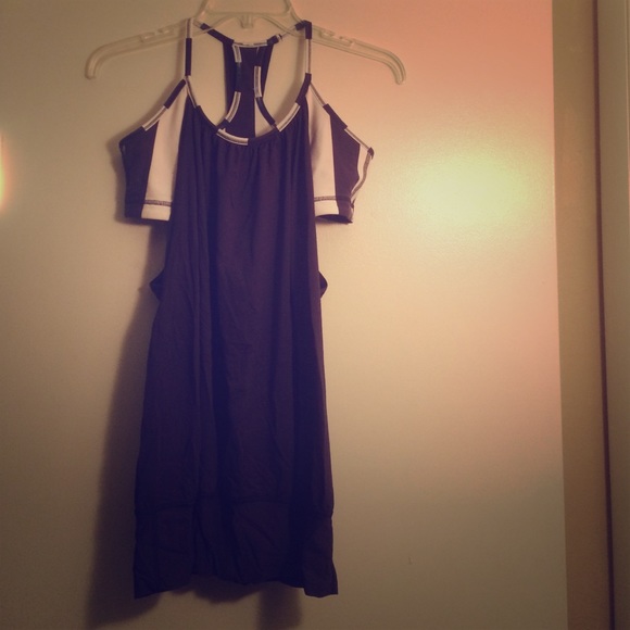 Lulu Lemon cutout tank top