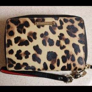 Stella and Dot tech wristlet