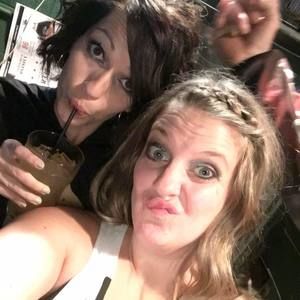 Meet your Posher, Crystal