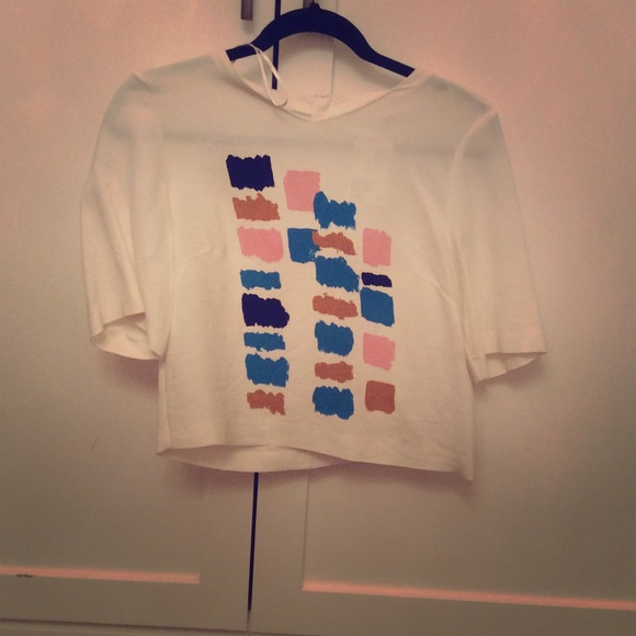 Modern crop top