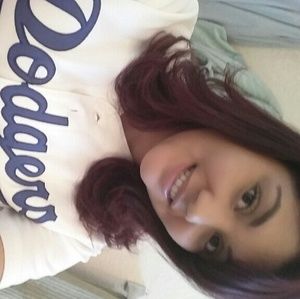 Meet your Posher, Cassandra