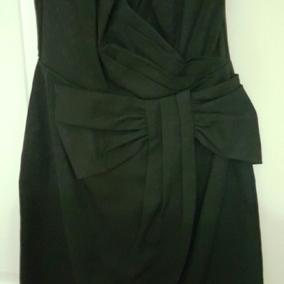 Black cocktail dress - Picture 3 of 4