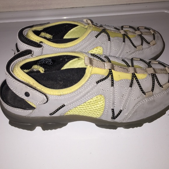Easy spirit shoes🎉🎉price drop🎉🎉