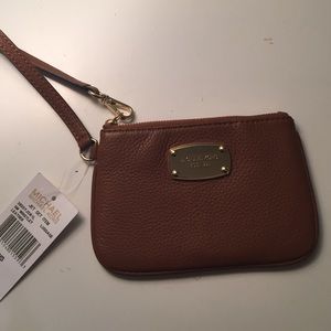 Michael kors wristlet
