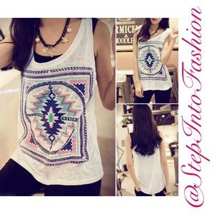 🎉FLASH SALE🎉💛Aztec print loose tank top
