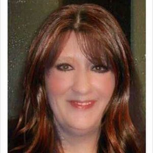 Meet your Posher, Deena