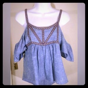 Boutique Boho Cold Shoulder Jacquard trim