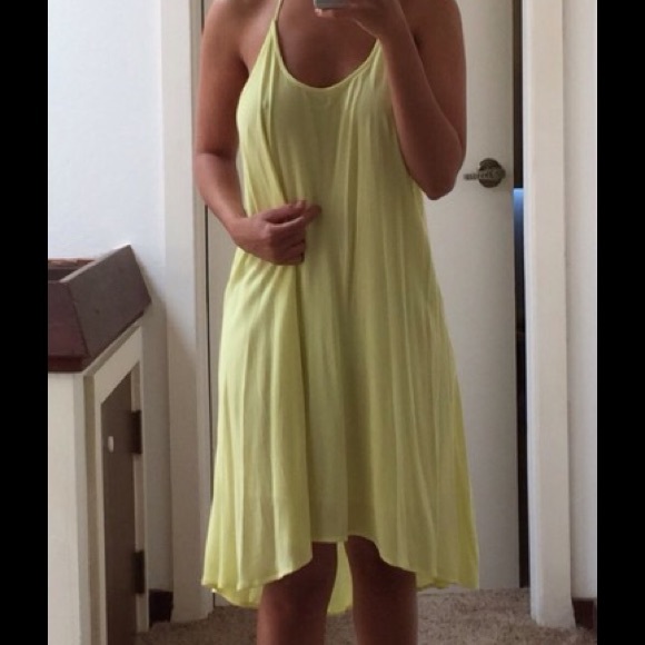 beautiful lush yellow dress