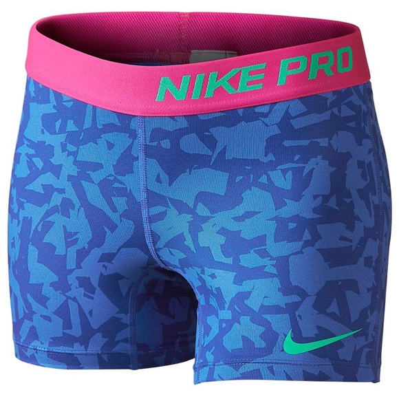 🆕 with tags 💥 Nike Pro shorts