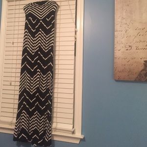 Strapless chevron maxi