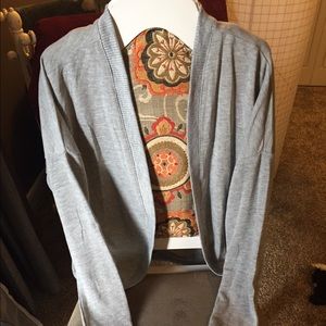 Light weight cardigan