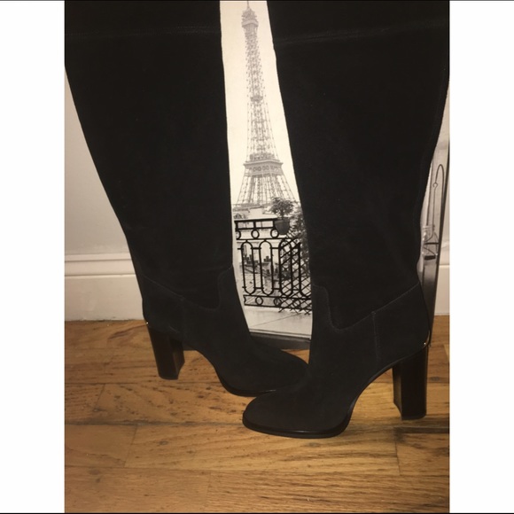 ‼️‼️PRICE DROP‼️‼️Michael Kors boots - Picture 2 of 4