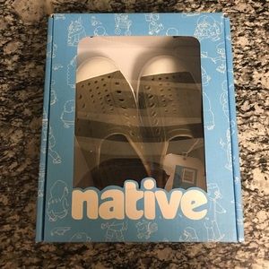 Boys Shoe size 12 Native brown/orange