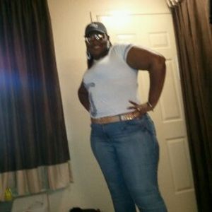 Meet your Posher, Lakeisha