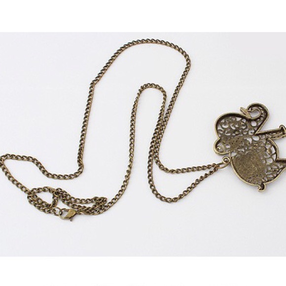 Cute Retro Vintage Elephant Necklace Pendant - Picture 2 of 4